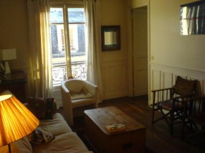 Nice sunny Flat near Eiffel Tower